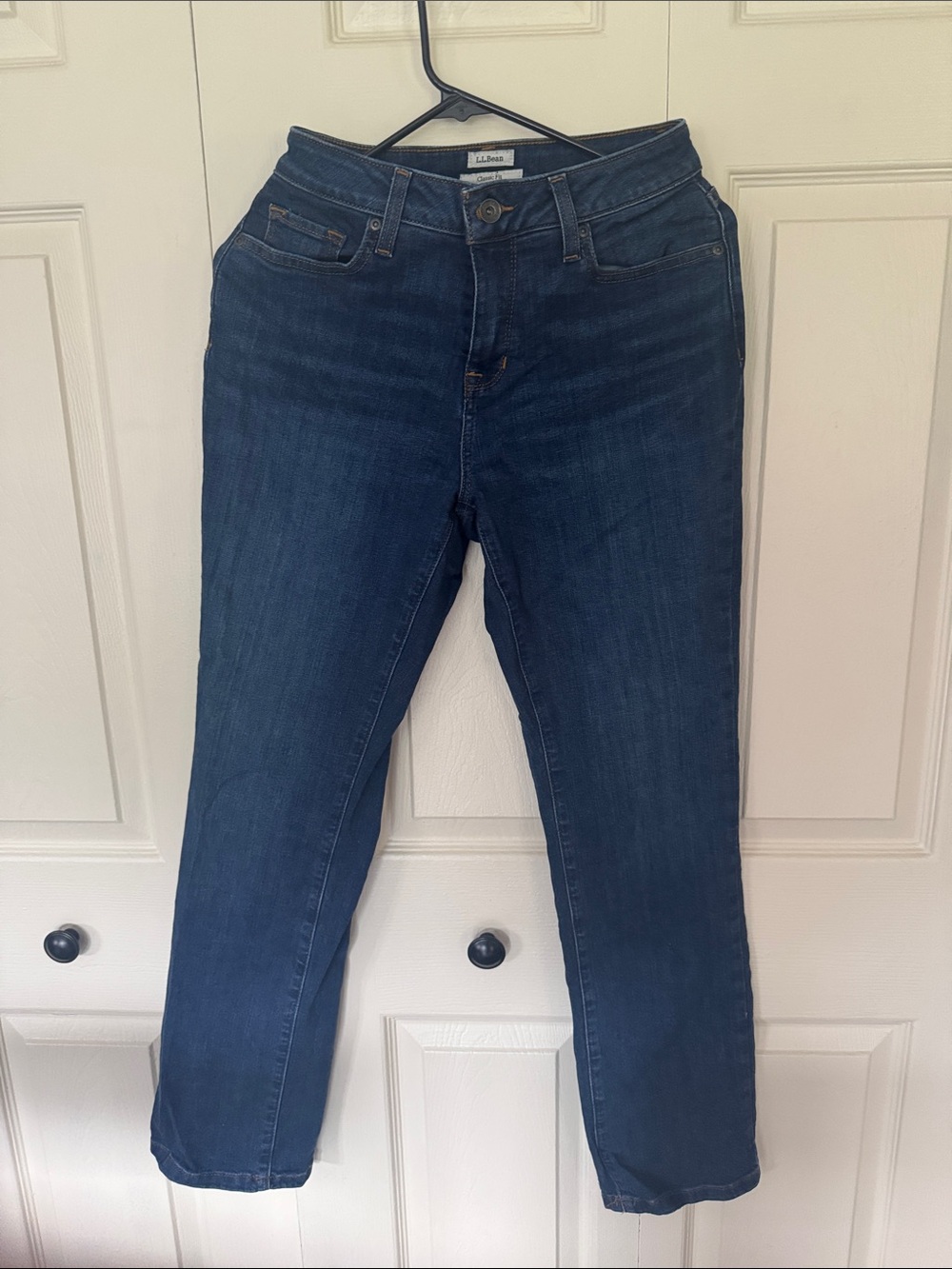 LL BEAN Classic Fit Jeans Size 4